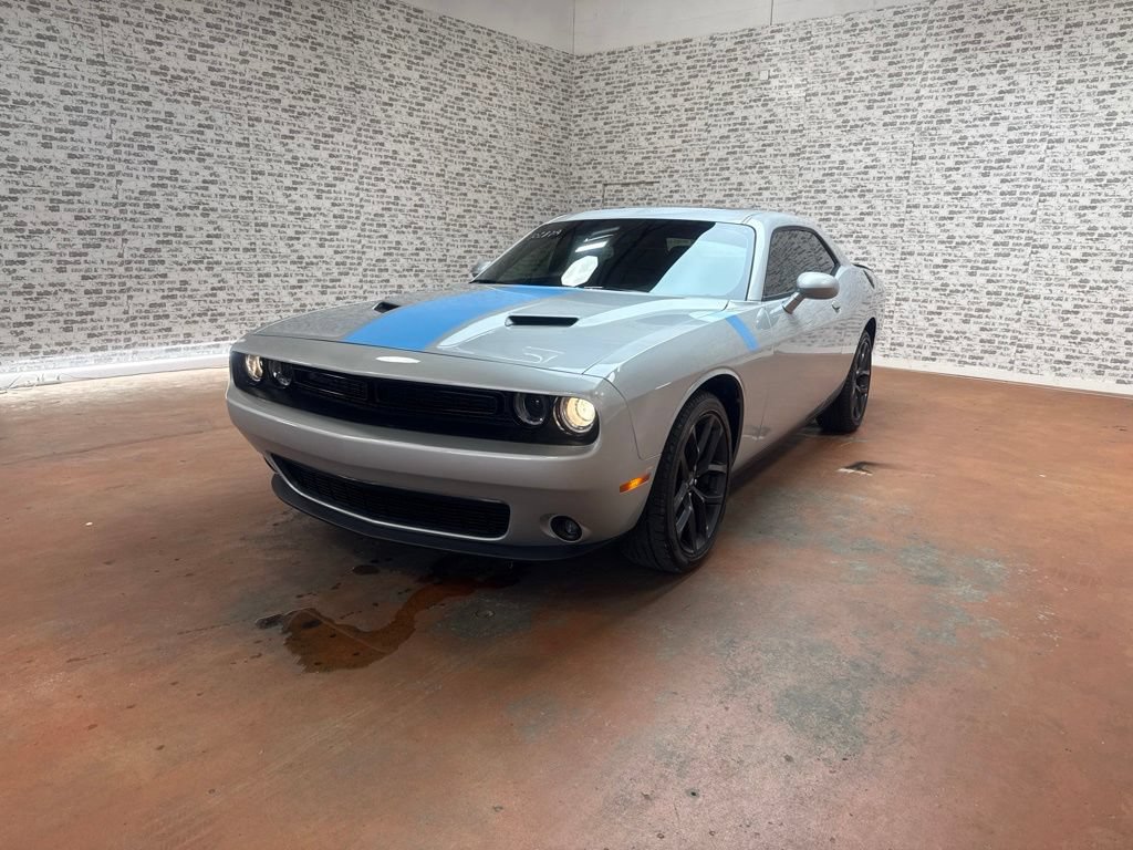 Used 2023 Dodge Challenger SXT w/ Blacktop Package RWD image 3