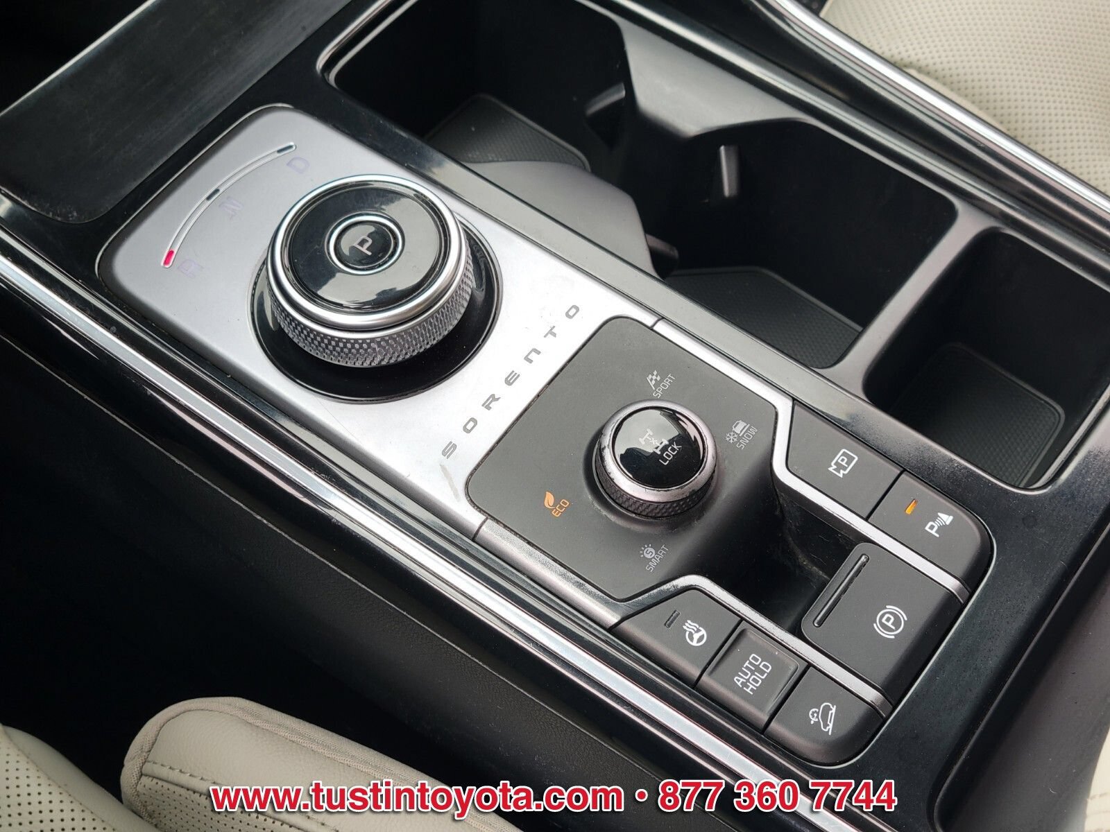 Used 2023 Kia Sorento SX Prestige w/ Panoramic Sunroof Package AWD/4WD image 26