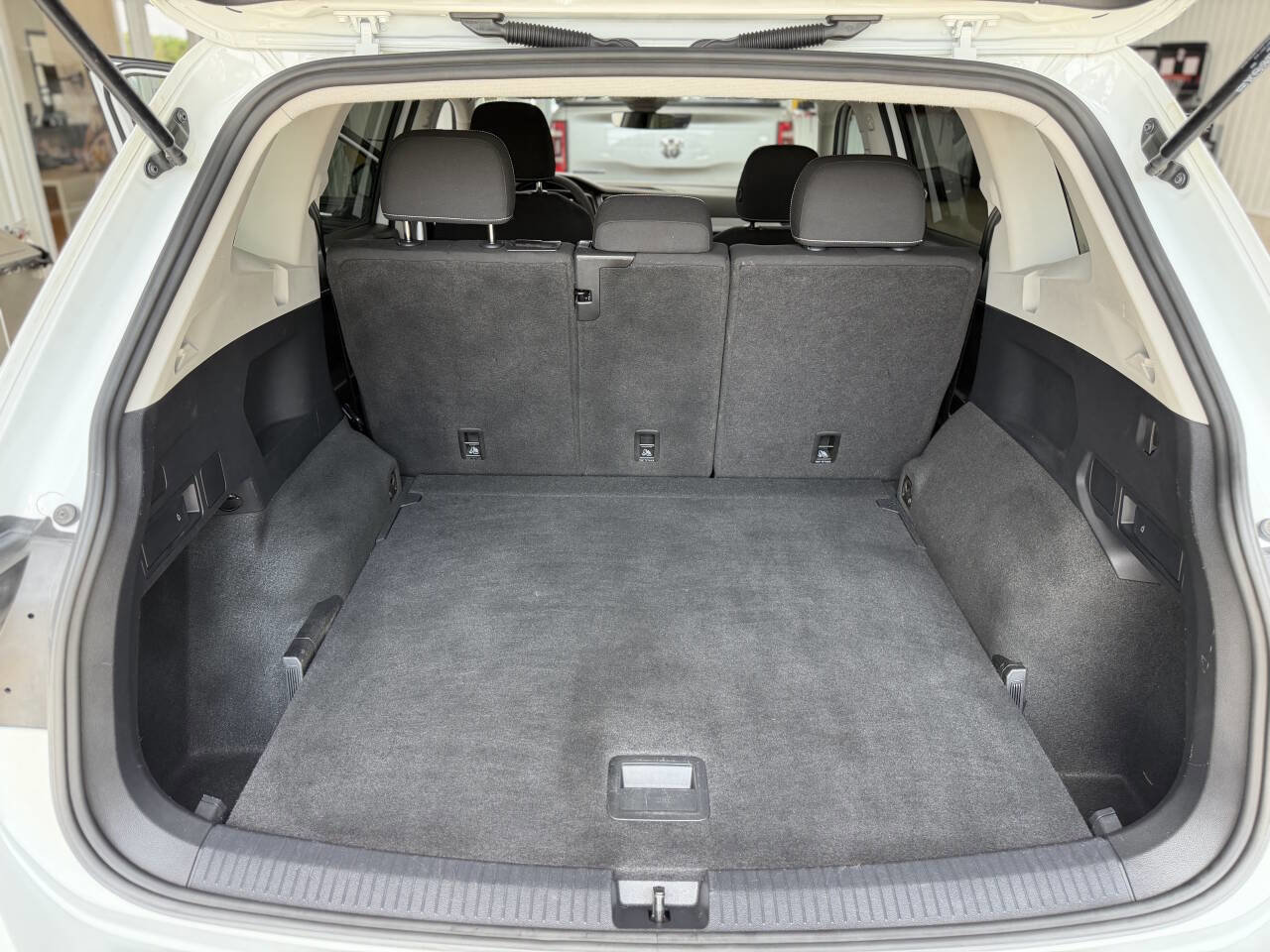 Used 2024 Volkswagen Tiguan S AWD/4WD image 31