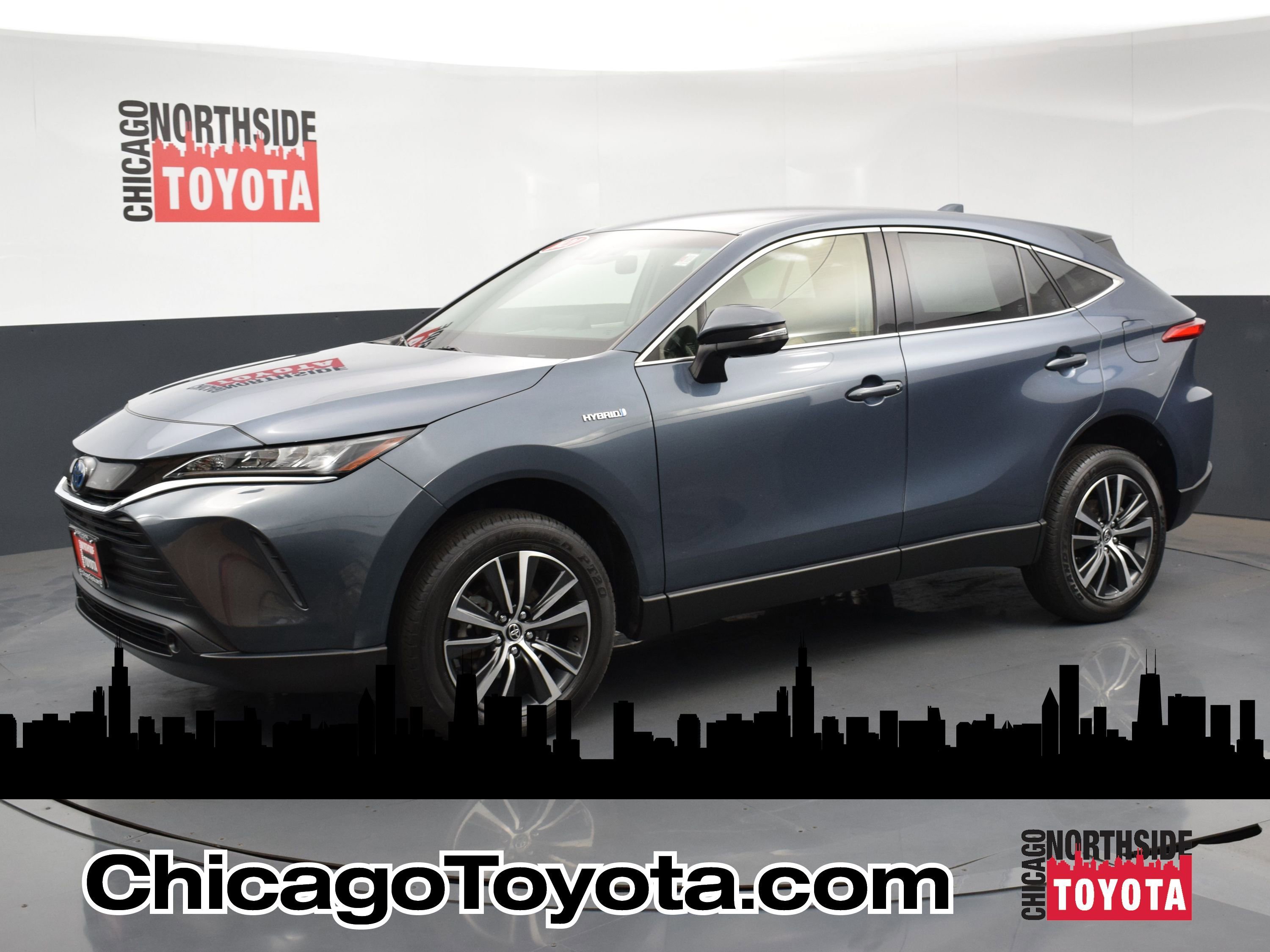 Used 2021 Toyota Venza LE video 1