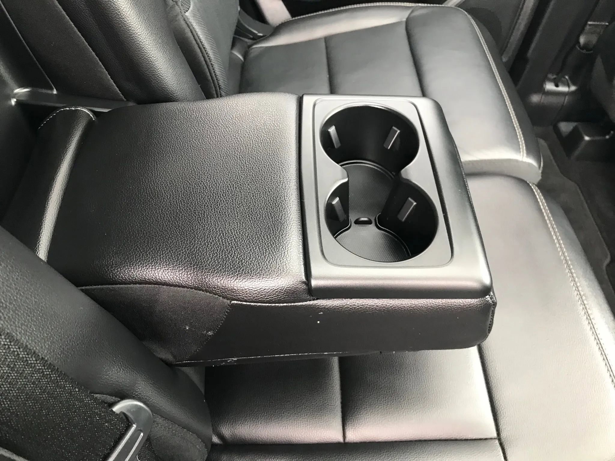 Used 2020 Ford Explorer Limited w/ Class III Trailer Tow Package image 62