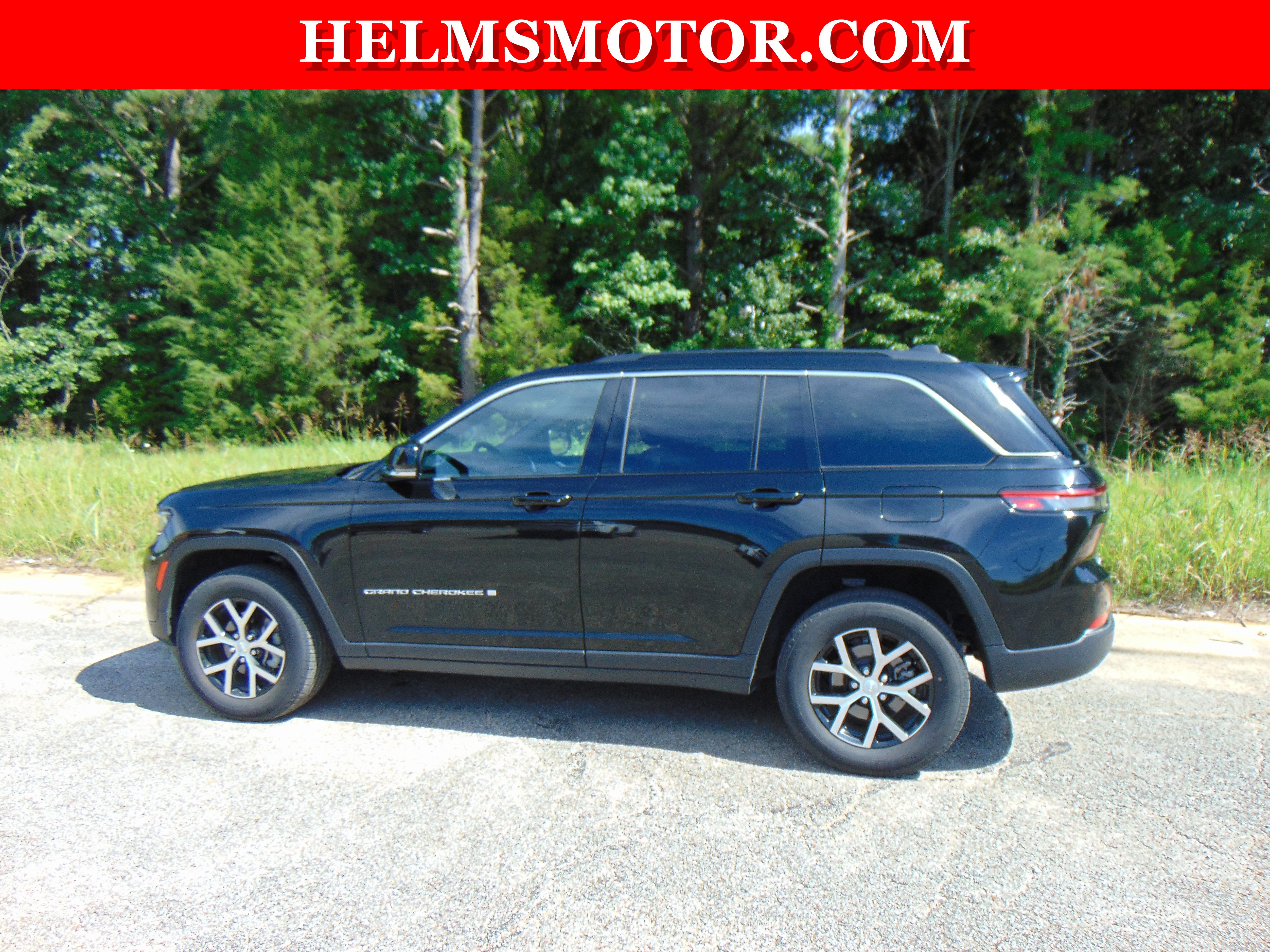Certified 2024 Jeep Grand Cherokee Limited AWD/4WD image 4