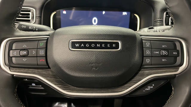 Used 2022 Jeep Wagoneer Series III AWD/4WD image 15