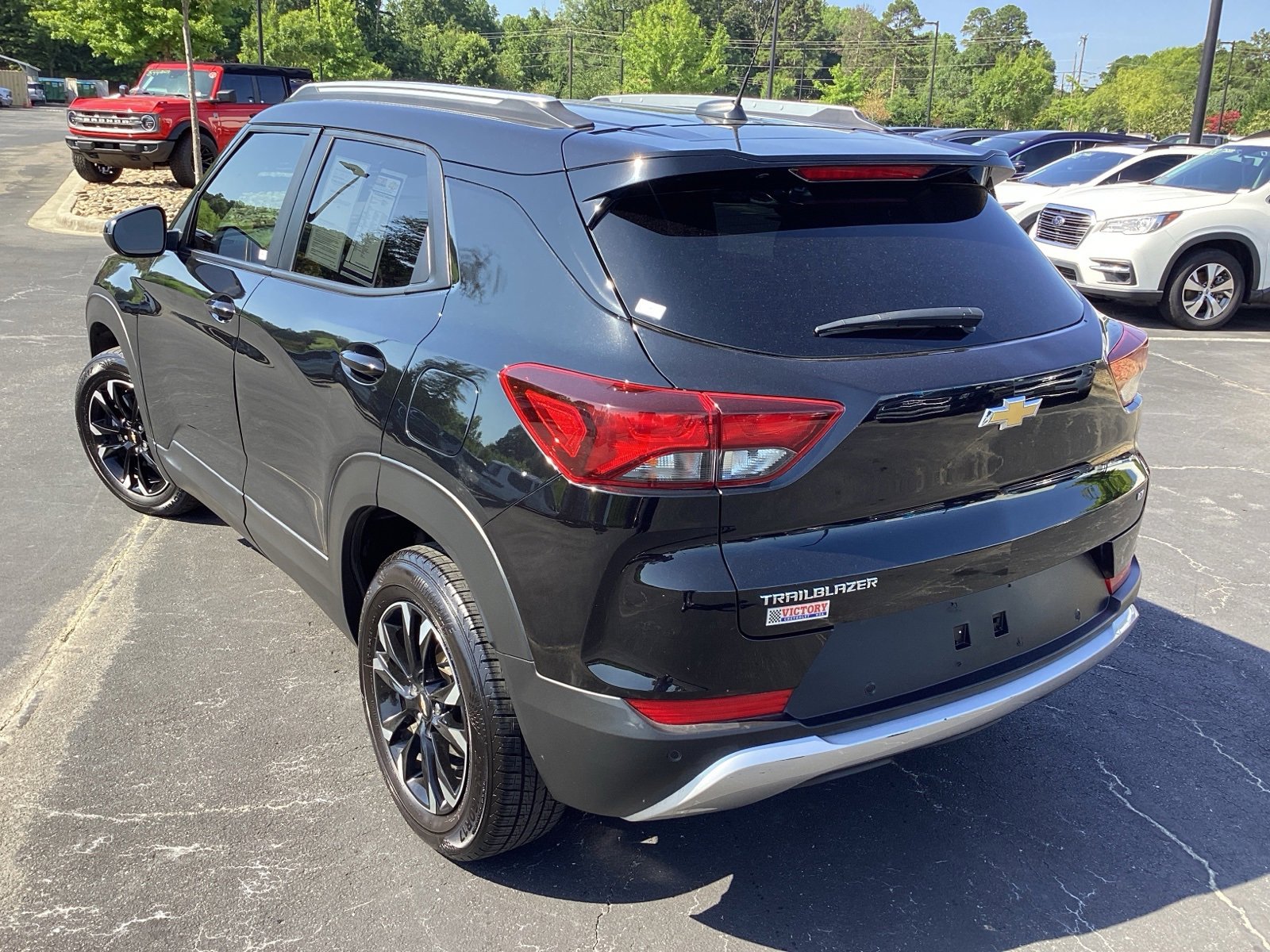 Used 2022 Chevrolet TrailBlazer LT w/ Confidence II Package image 2