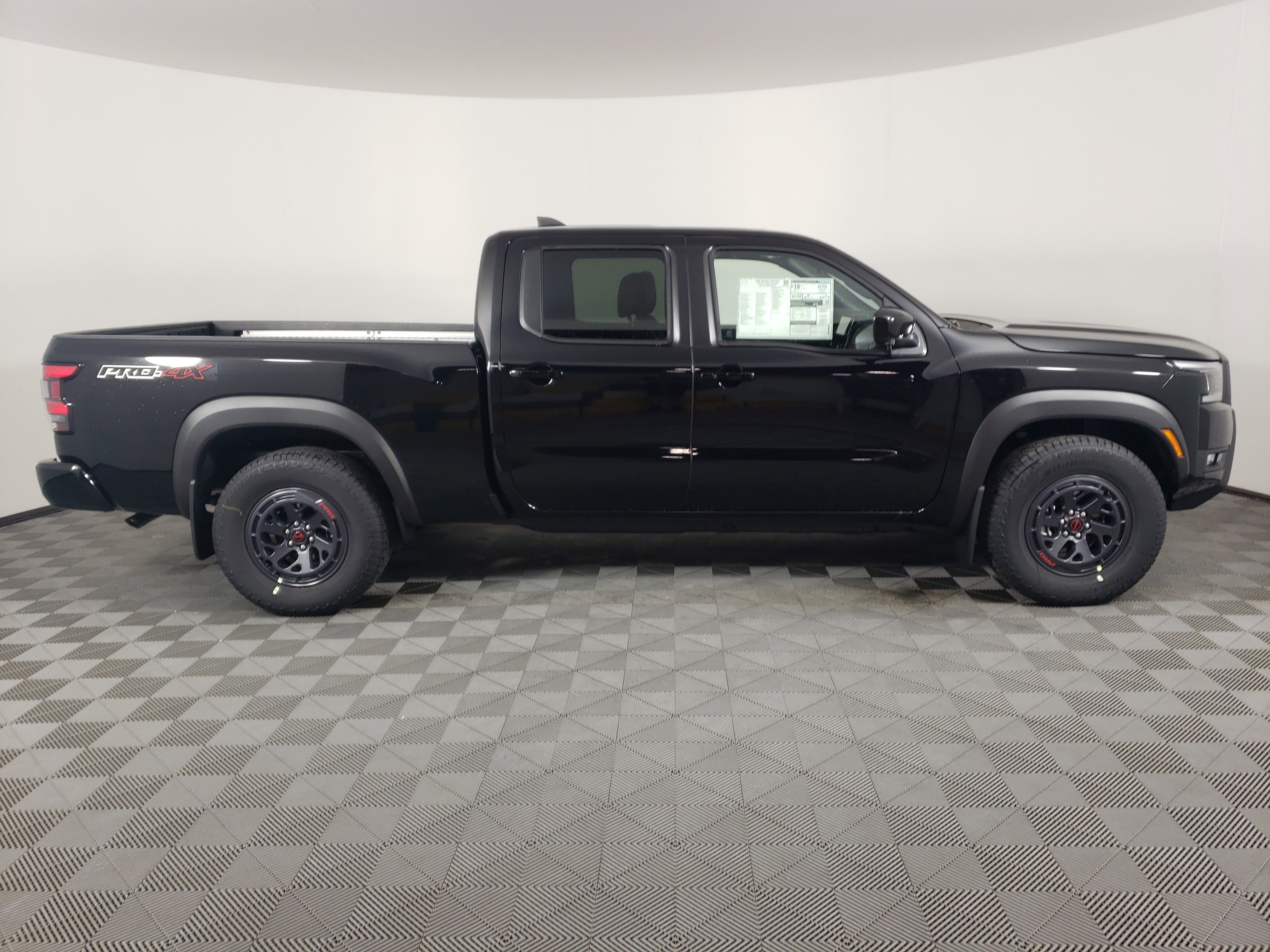 New 2026 Nissan Frontier PRO-4X image 3