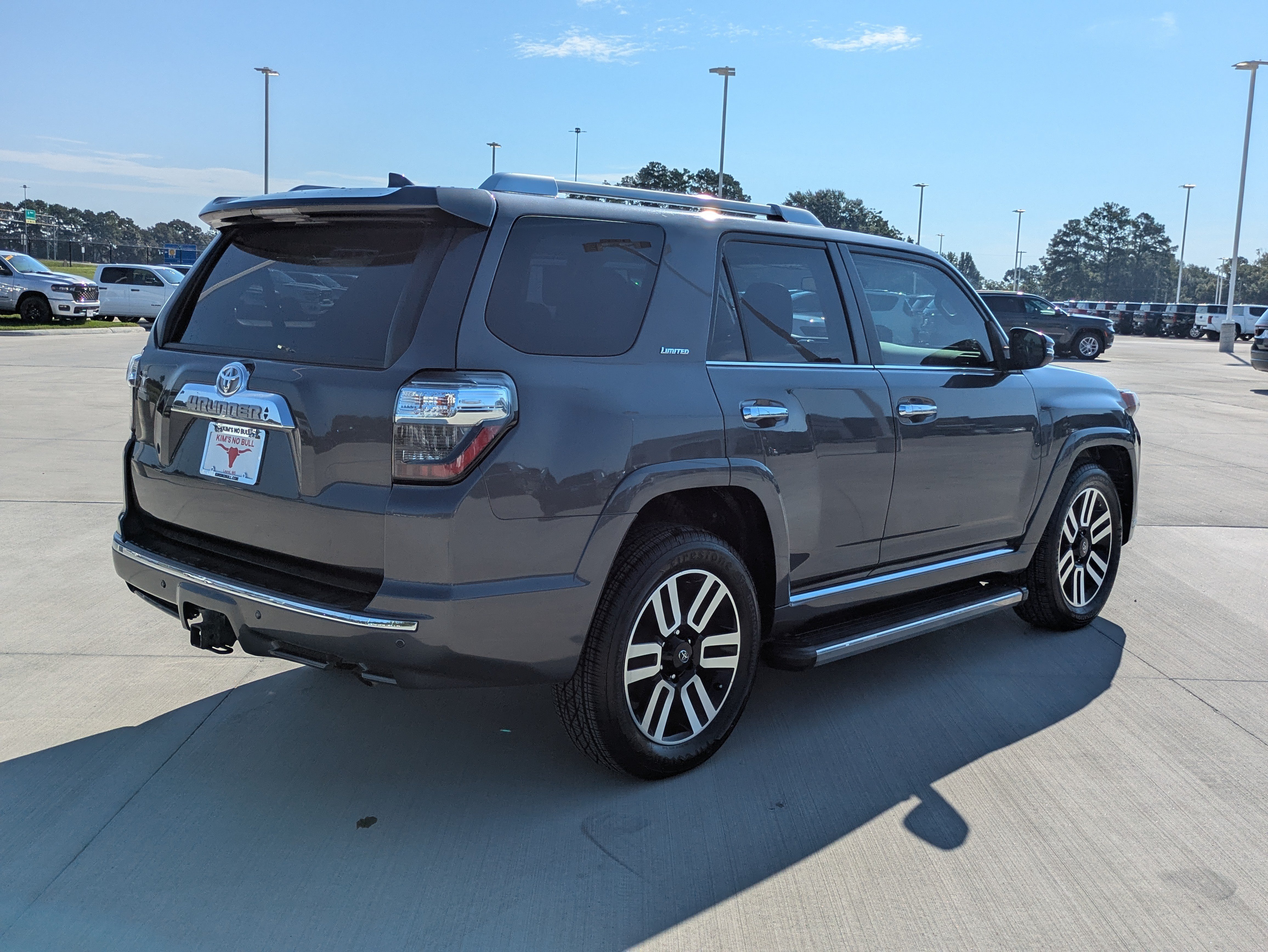 Used 2022 Toyota 4Runner Limited RWD image 5