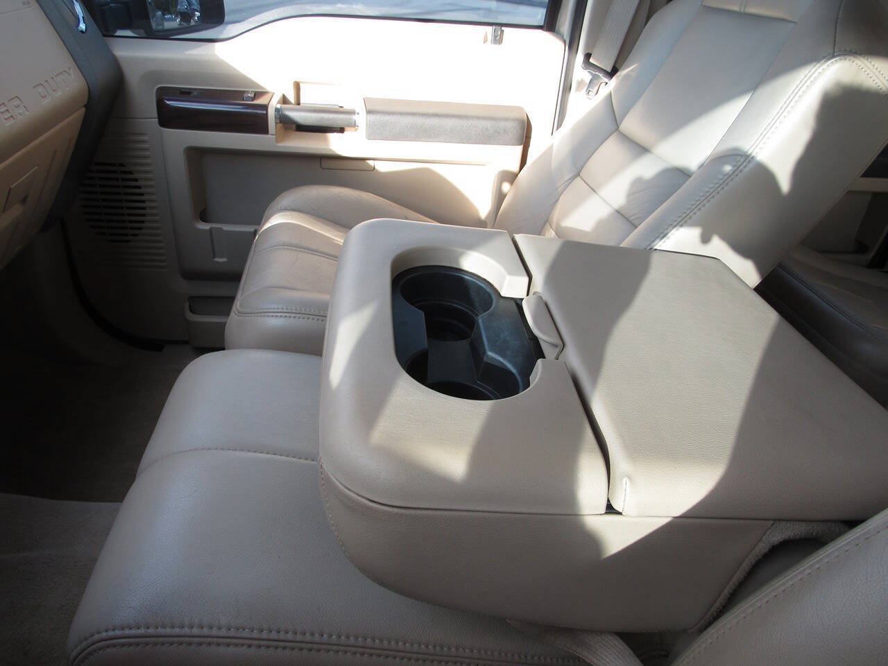Used 2008 Ford F350 Lariat AWD/4WD image 27