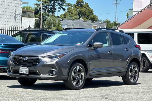 Used 2025 Subaru Crosstrek 2.5i Limited w/ Crosstrek Mirror Package AWD/4WD image 8