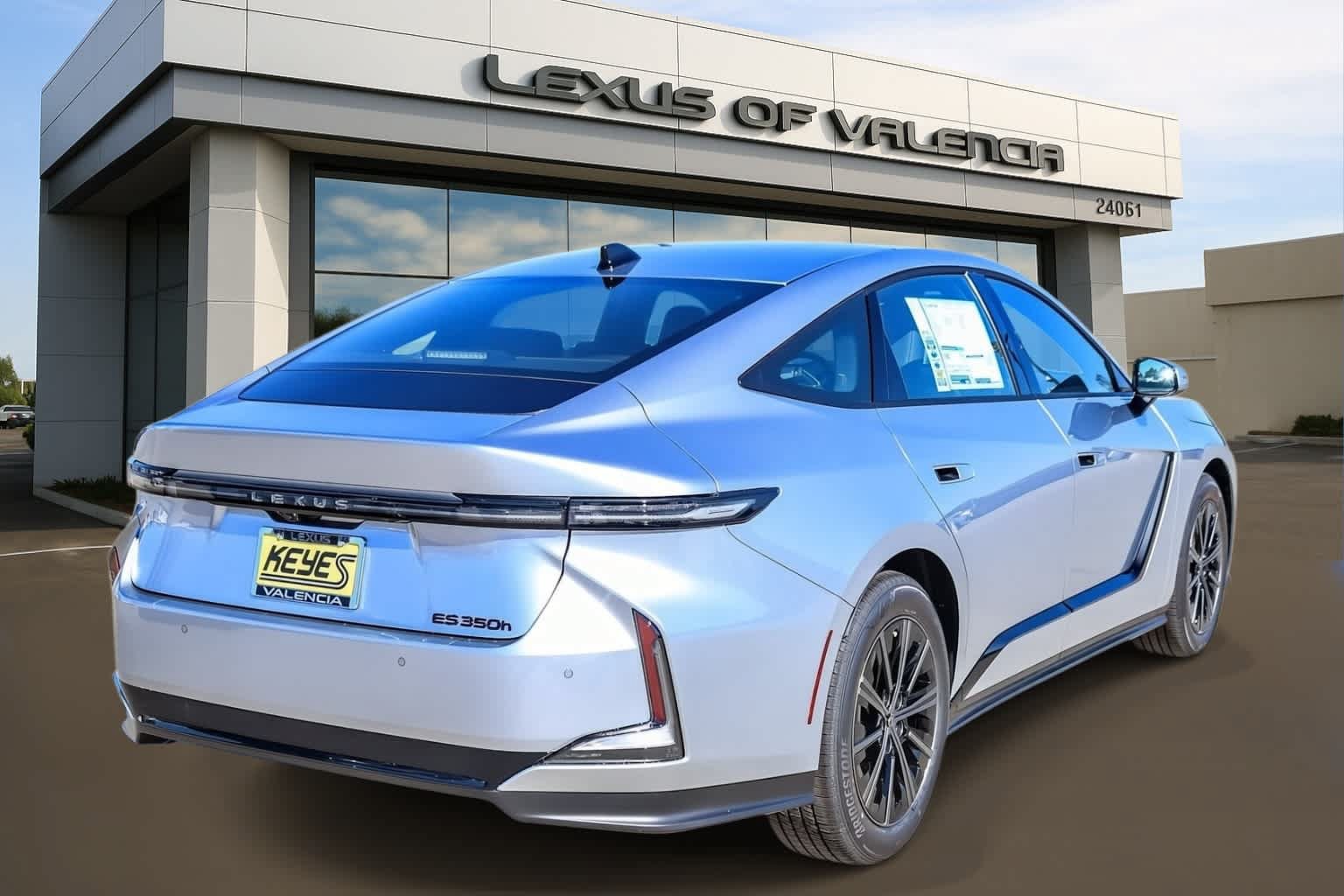 New 2026 Lexus ES 350h w/ Convenience Package FWD image 4