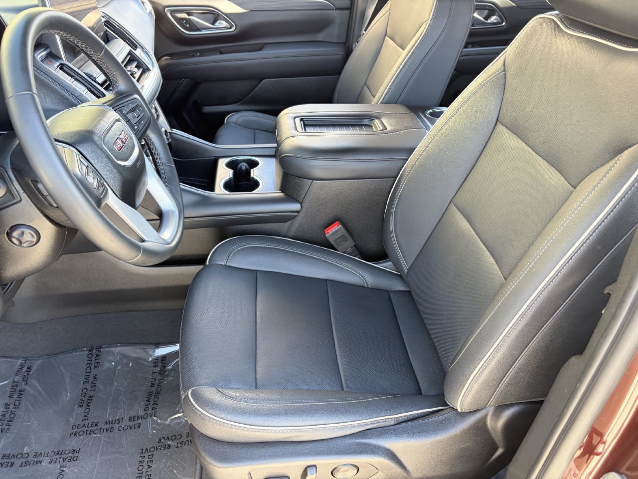 Used 2023 GMC Yukon SLT w/ SLT Premium Package AWD/4WD image 19