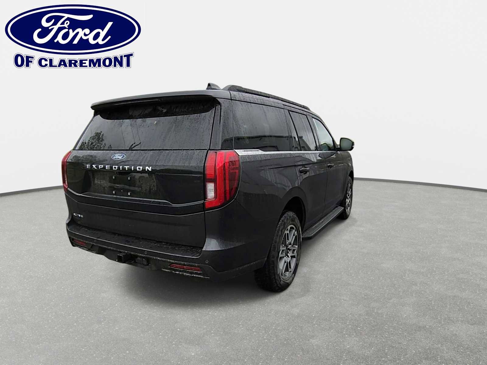 New 2026 Ford Expedition Active AWD/4WD image 9
