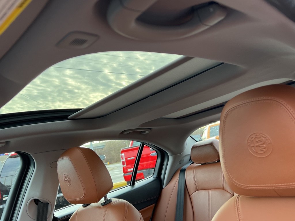 Used 2018 Alfa Romeo Giulia Ti w/ TI Leather Package AWD/4WD image 48