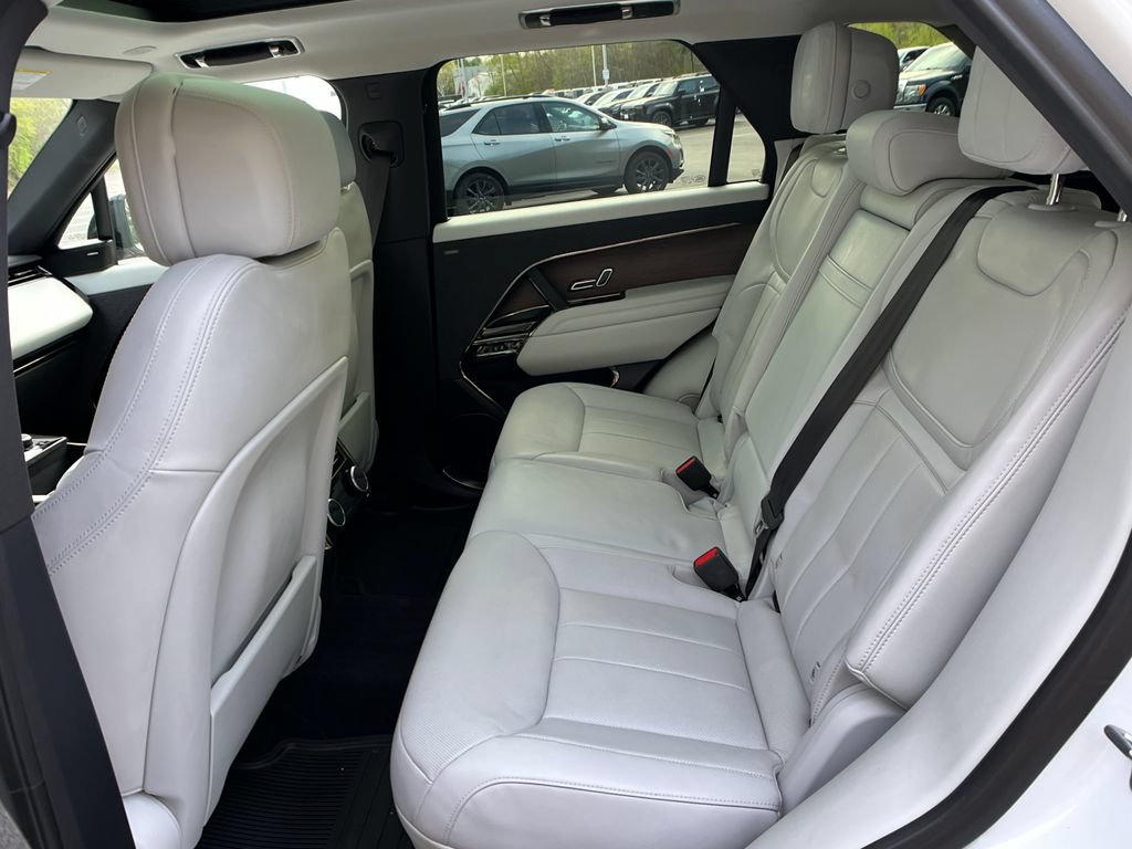 Used 2023 Land Rover Range Rover Sport SE AWD/4WD image 22