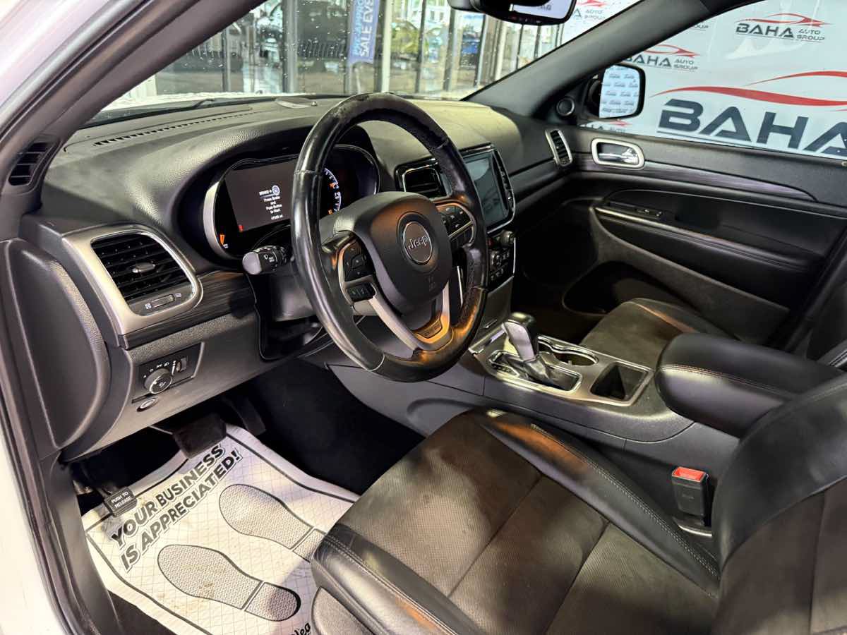 Used 2019 Jeep Grand Cherokee Altitude AWD/4WD image 36