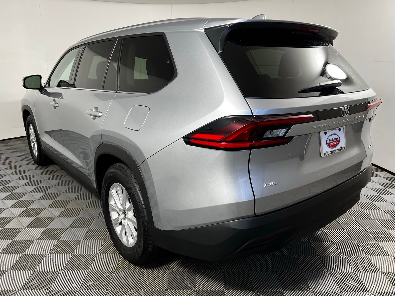 Certified 2025 Toyota Grand Highlander AWD image 7