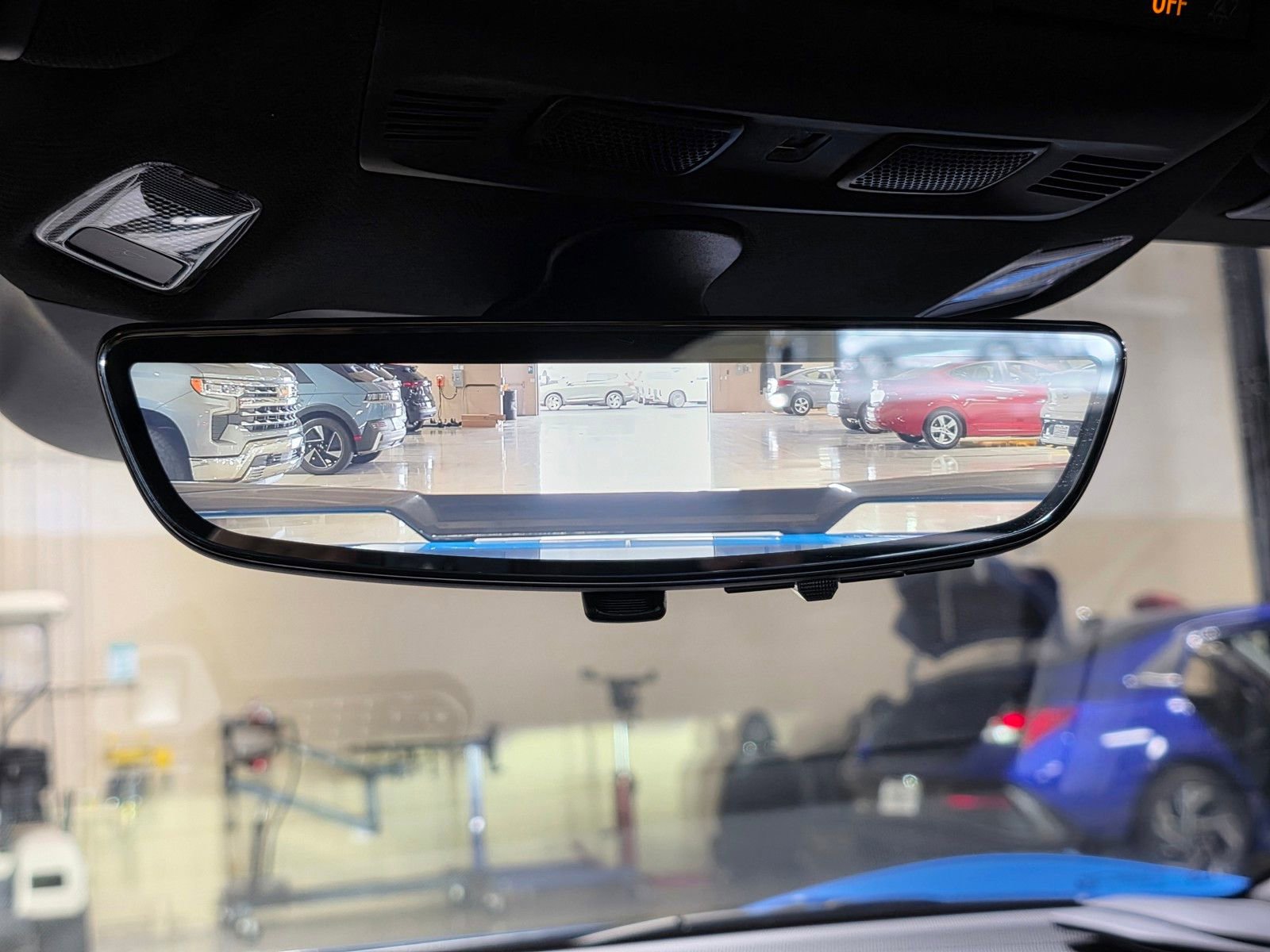 Used 2024 Chevrolet Corvette Stingray Preferred Cpe w/ Z51 Performance Package image 45