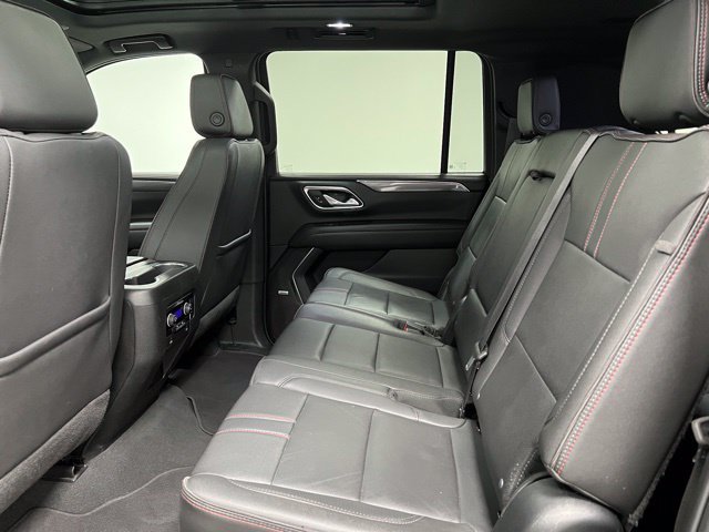 Used 2024 Chevrolet Suburban RST AWD/4WD image 45