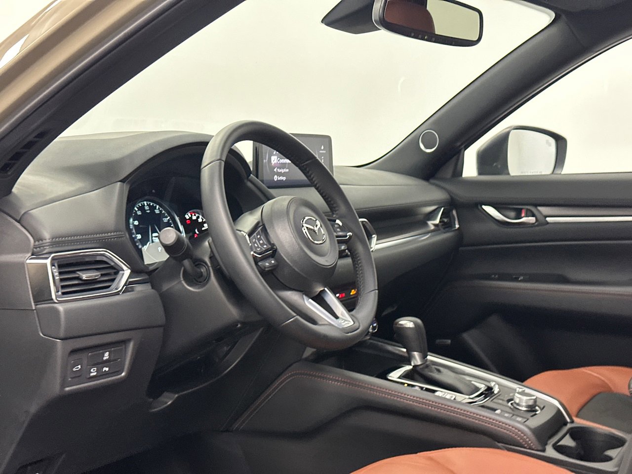 Certified 2025 MAZDA CX-5 Carbon Edition image 15