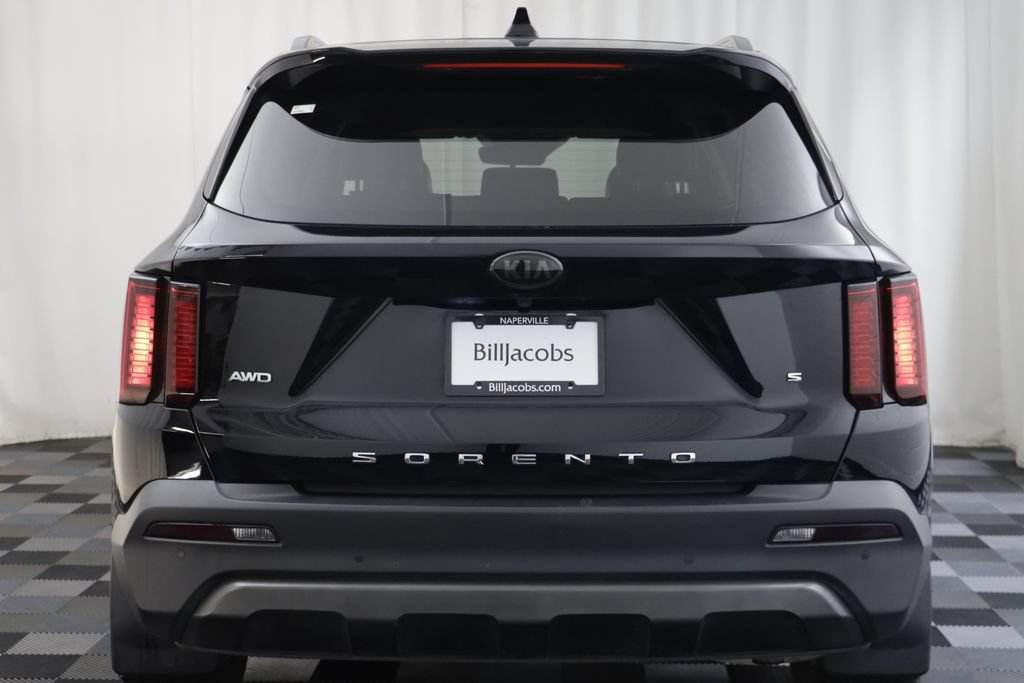 Used 2021 Kia Sorento S AWD/4WD image 16