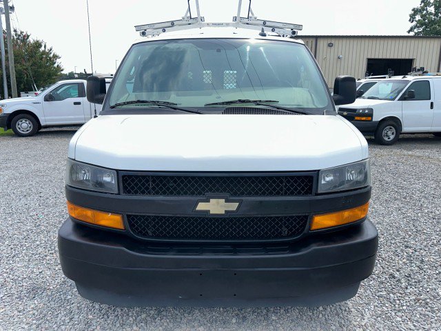 Used 2020 Chevrolet Express 2500 w/ Driver Convenience Package RWD image 3