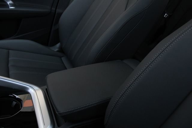 New 2026 Audi Q5 Premium image 18