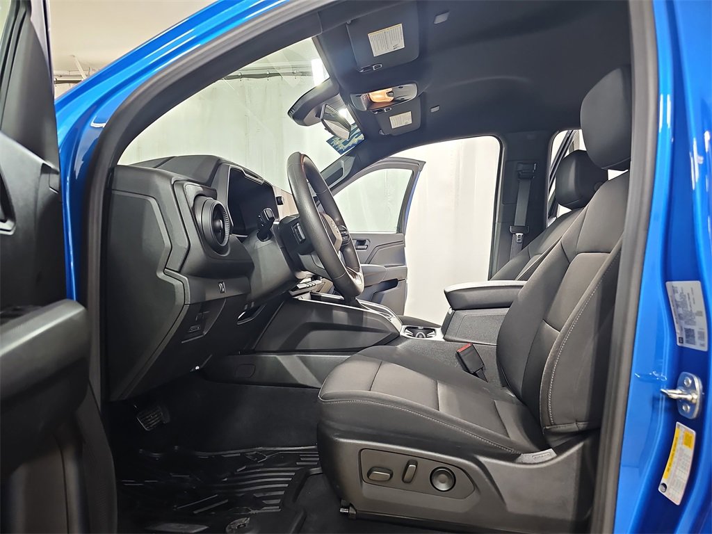 Certified 2024 Chevrolet Colorado Trail Boss w/ Advanced Trailering Package image 18