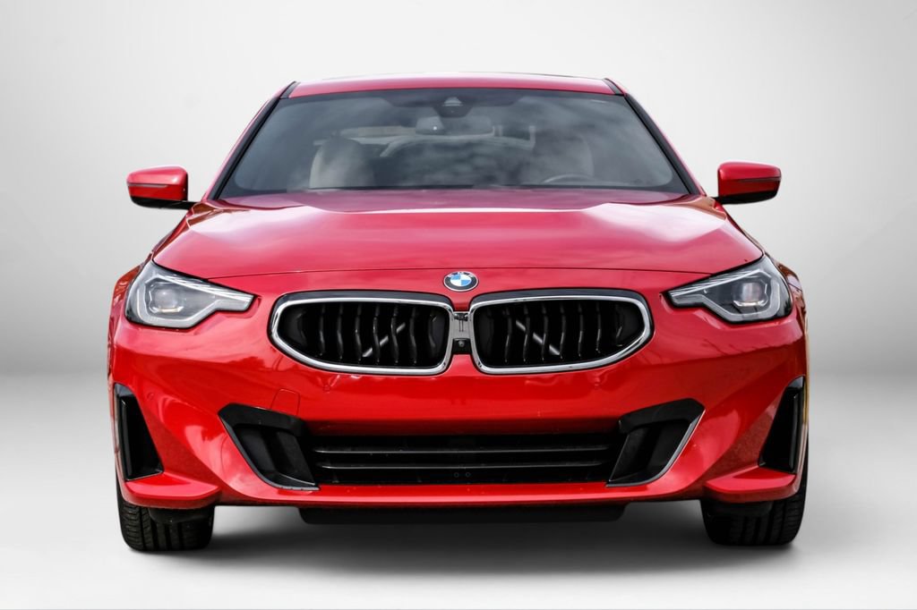 Used 2024 BMW 230i Coupe w/ Premium Package RWD image 3