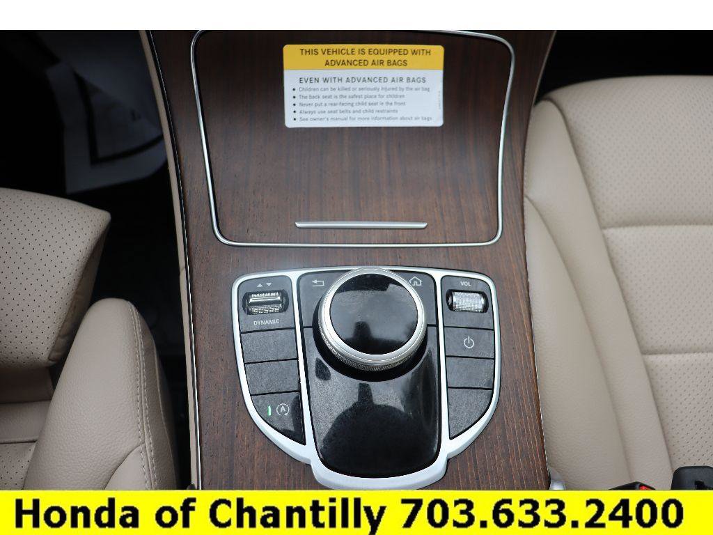 Used 2020 Mercedes-Benz C 300 4MATIC Sedan image 17