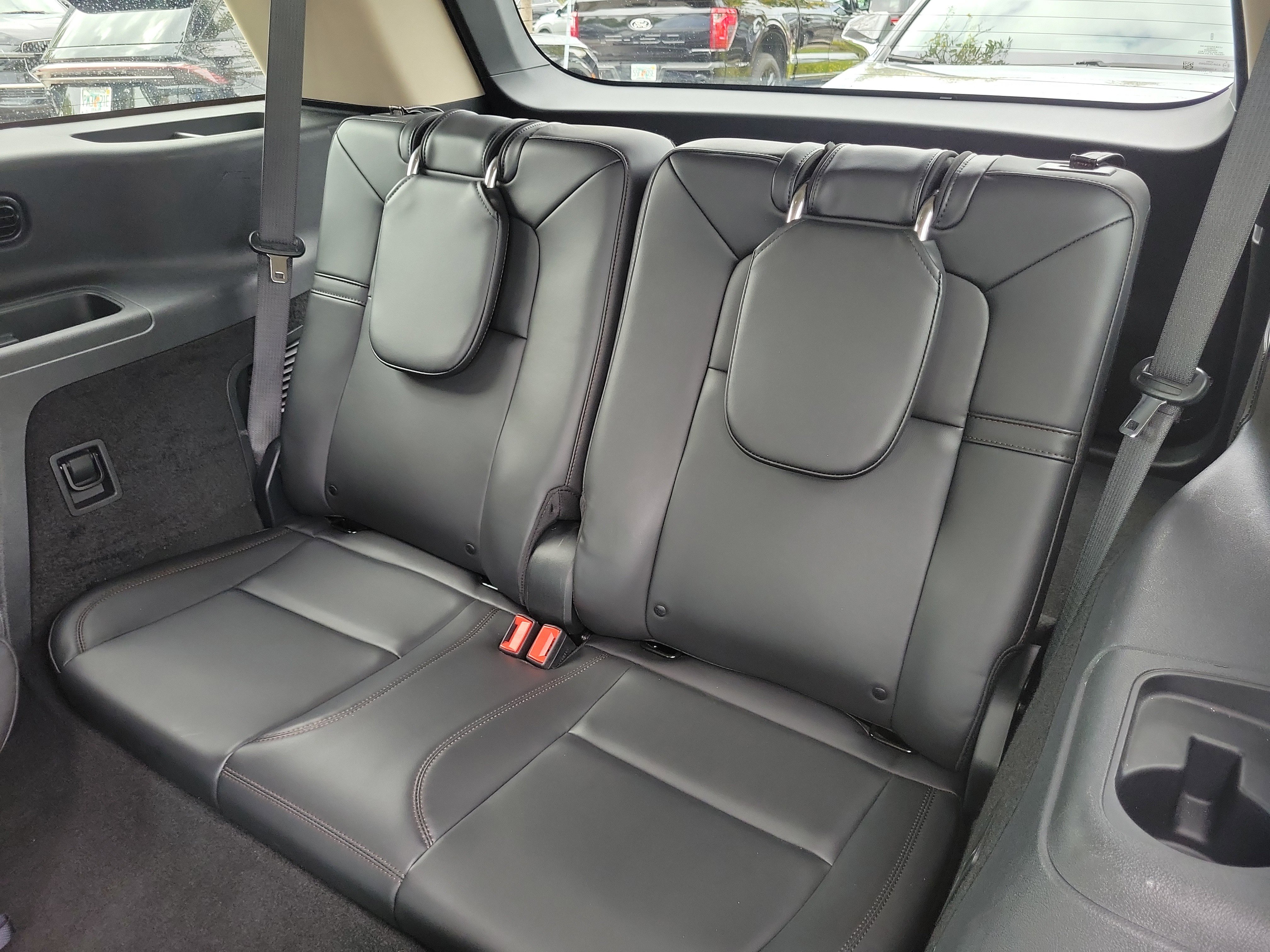 Used 2023 Lincoln Aviator 2WD w/ Premium Package image 12