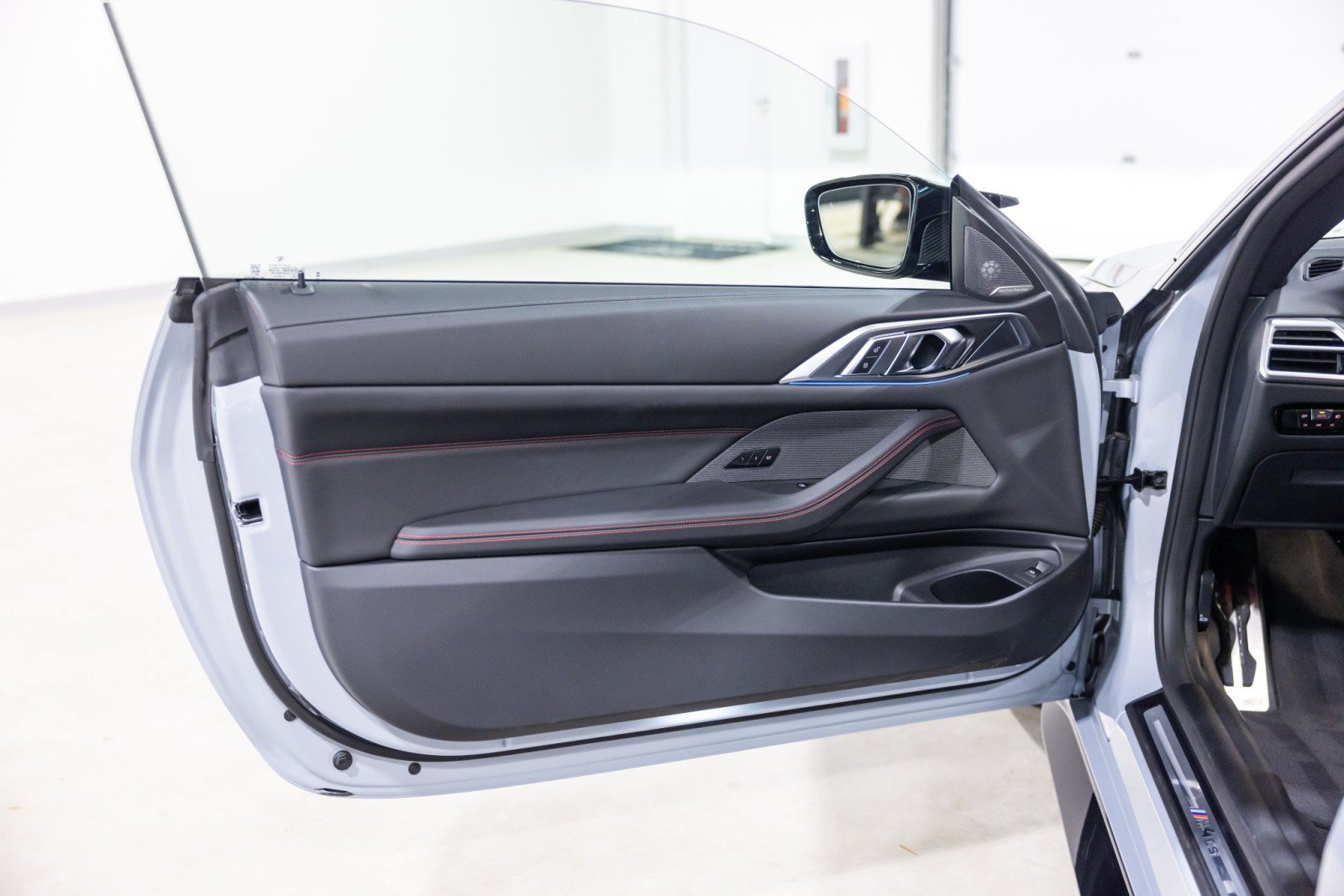 Used 2025 BMW M4 CS AWD/4WD image 33
