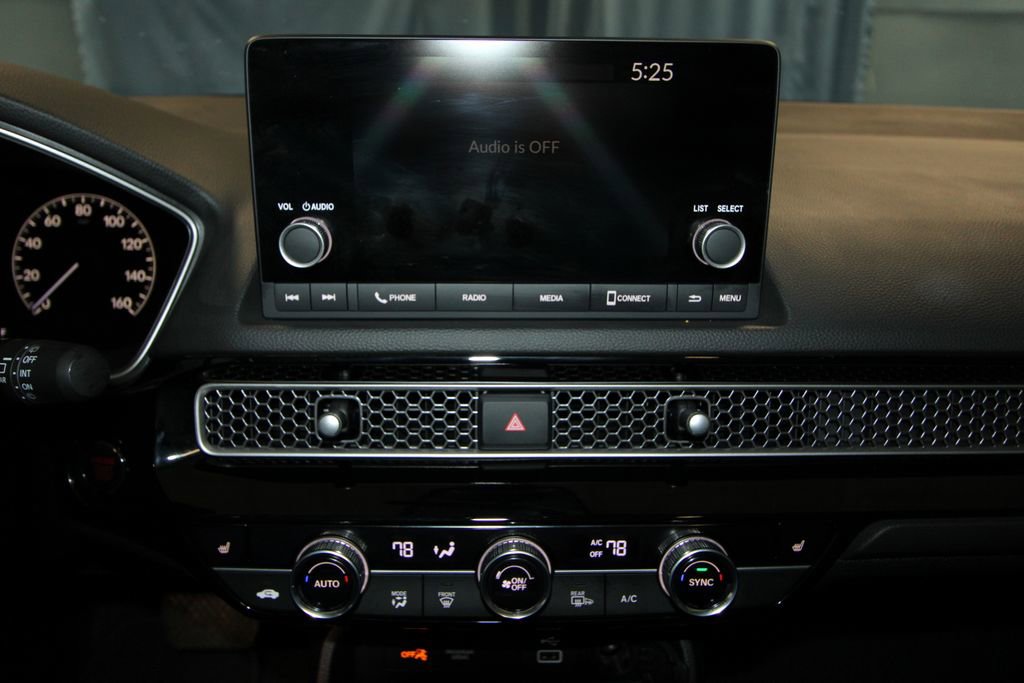 Used 2024 Honda Civic EX-L image 14