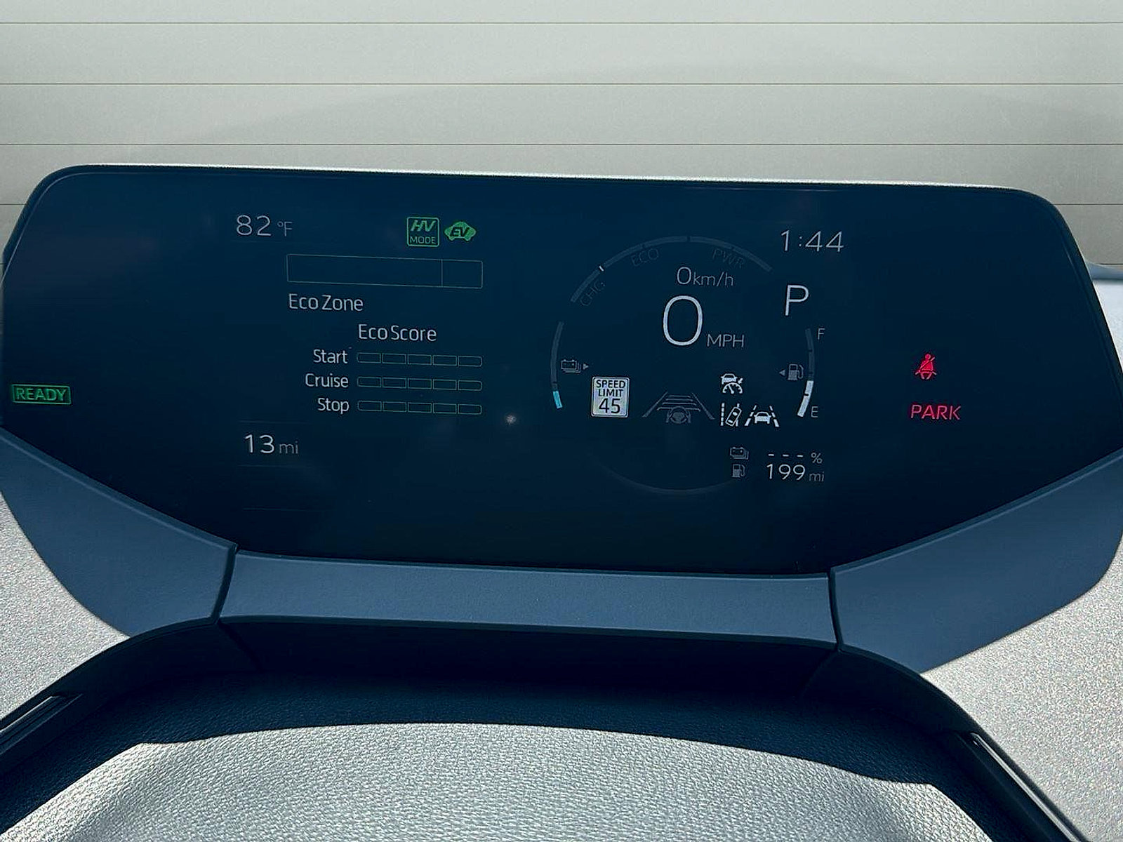 New 2025 Toyota Prius Plug-In Hybrid FWD image 25