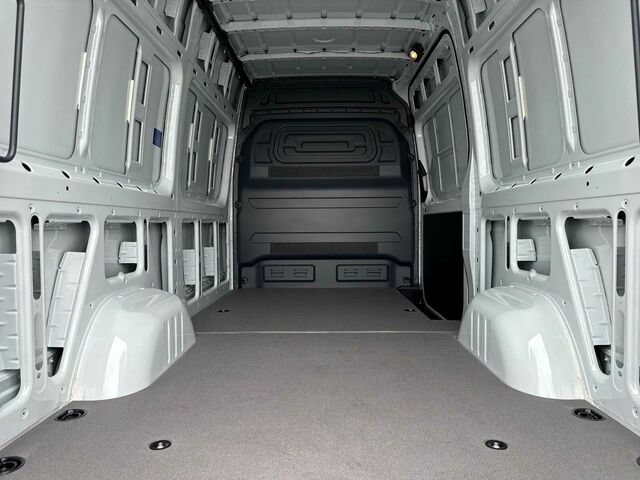 New 2025 Mercedes-Benz Sprinter 2500 image 14