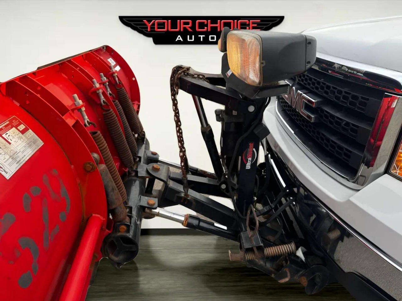 Used 2011 GMC Sierra 2500 W/T w/ Snow Plow Prep Package image 17