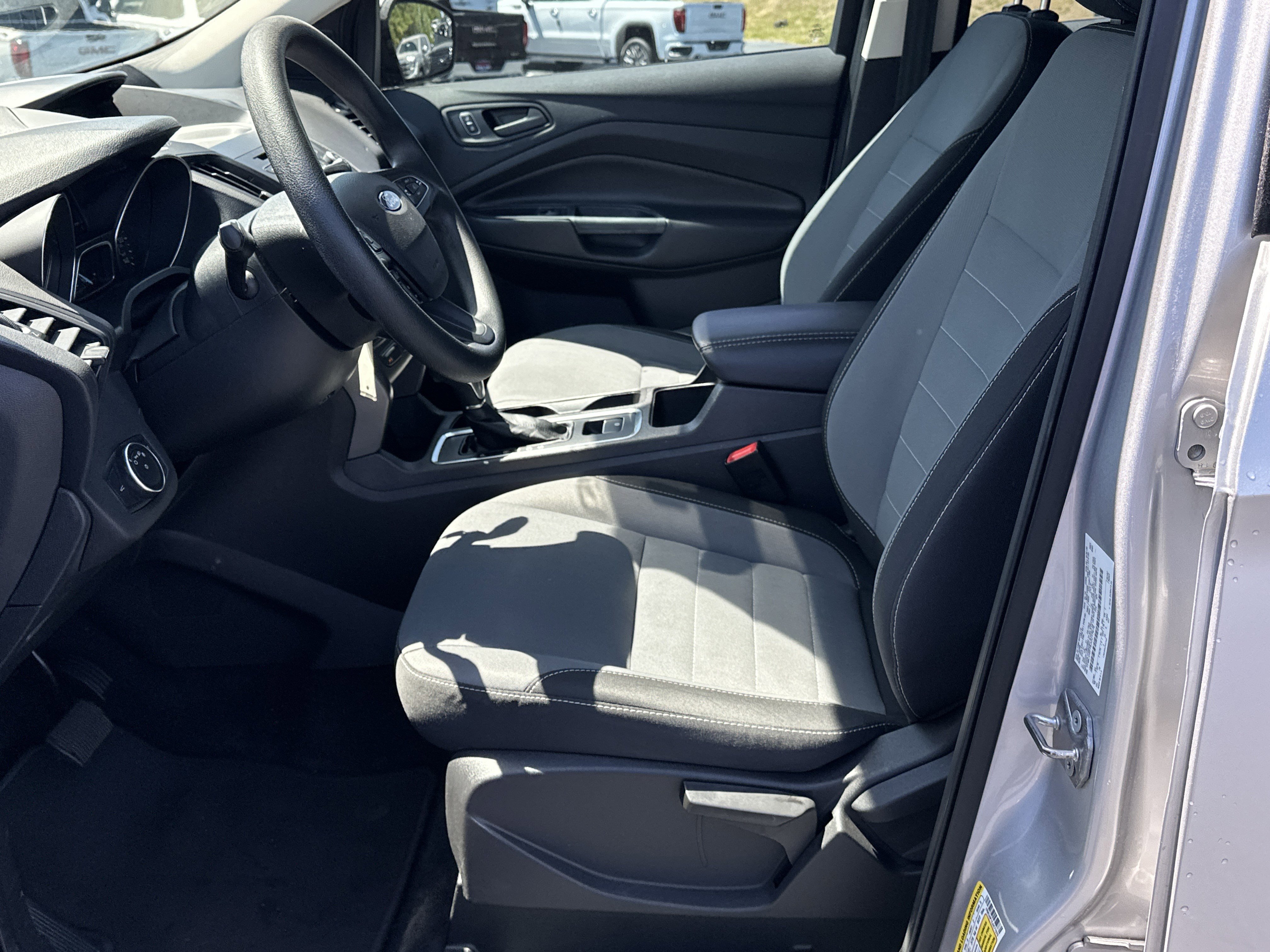 Used 2018 Ford Escape S FWD image 9