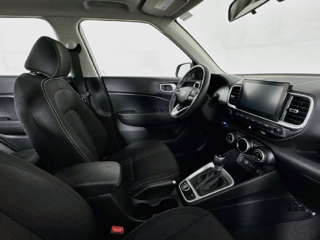 Used 2026 Hyundai Venue SEL FWD image 26