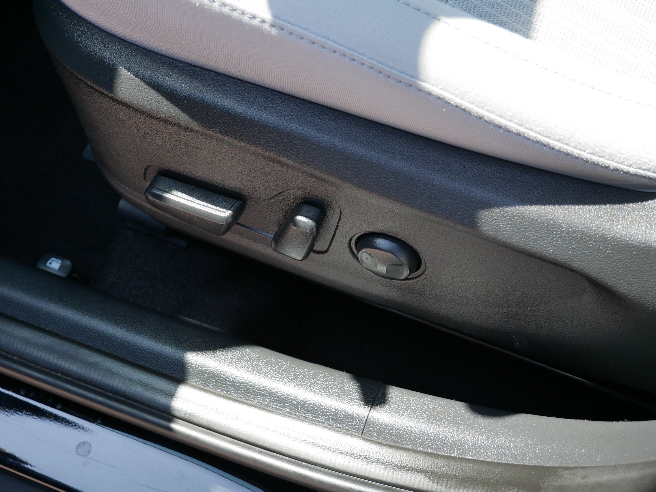 Used 2023 Hyundai Kona SEL FWD image 20