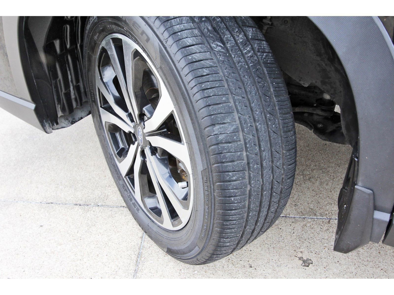 Used 2021 Subaru Forester Limited image 33