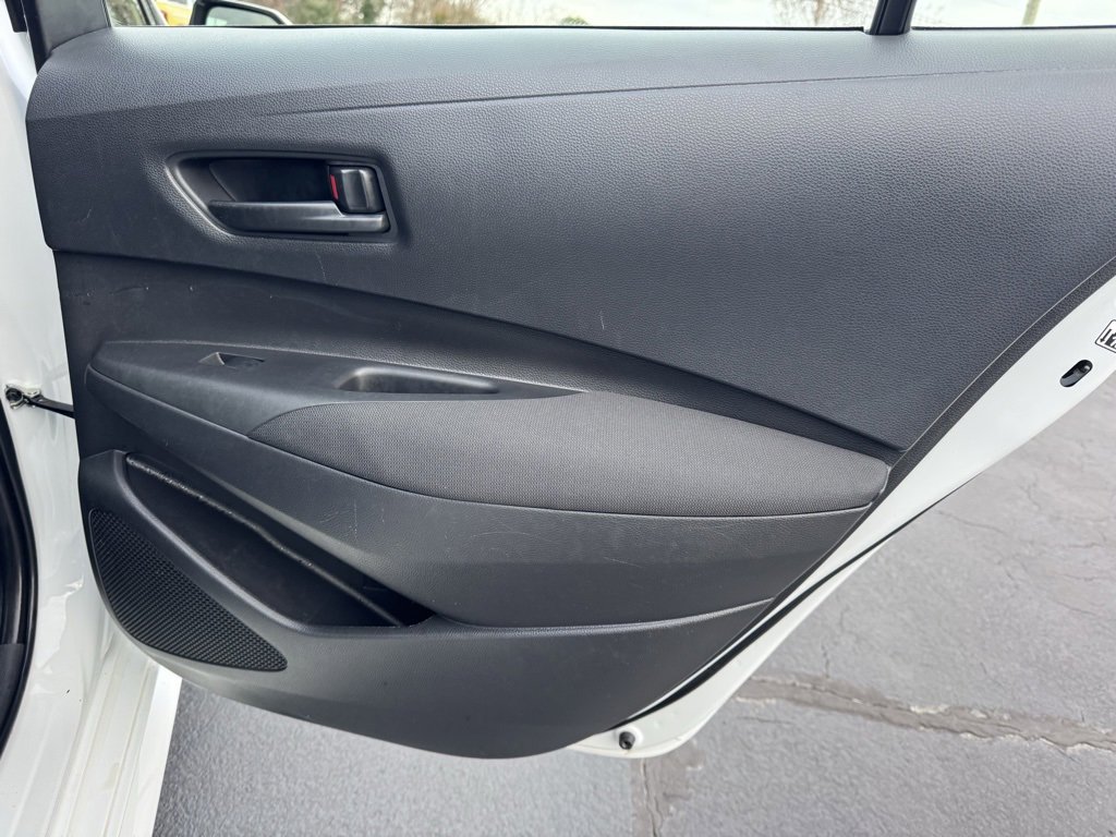 Used 2023 Toyota Corolla LE image 23