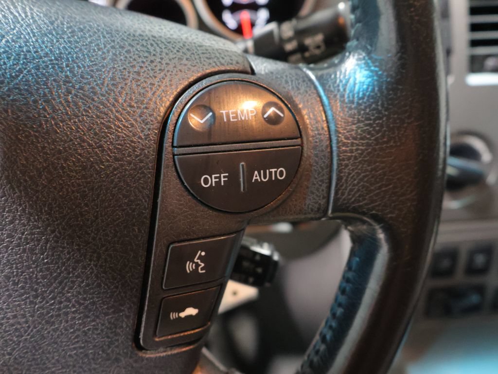 Used 2013 Toyota Sequoia Platinum AWD/4WD image 34