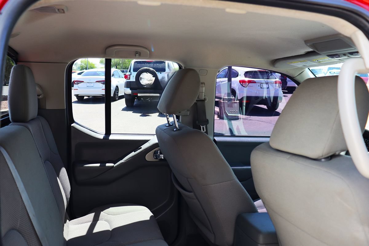 Used 2021 Nissan Frontier SV RWD image 28