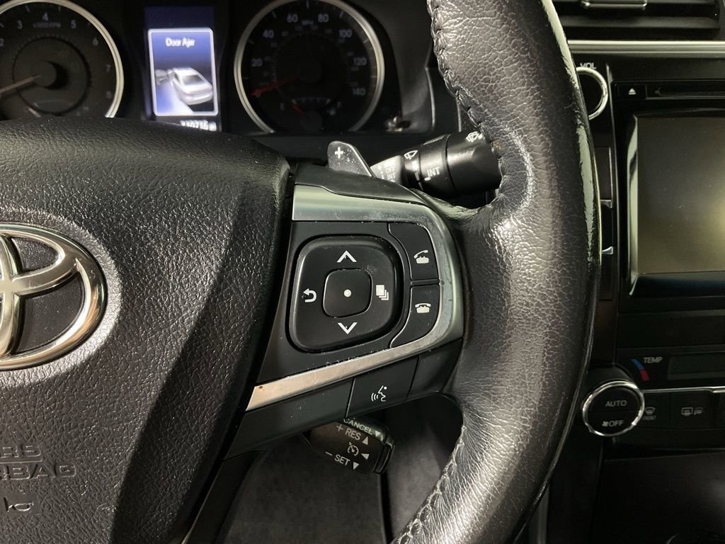 Used 2016 Toyota Camry XSE image 21