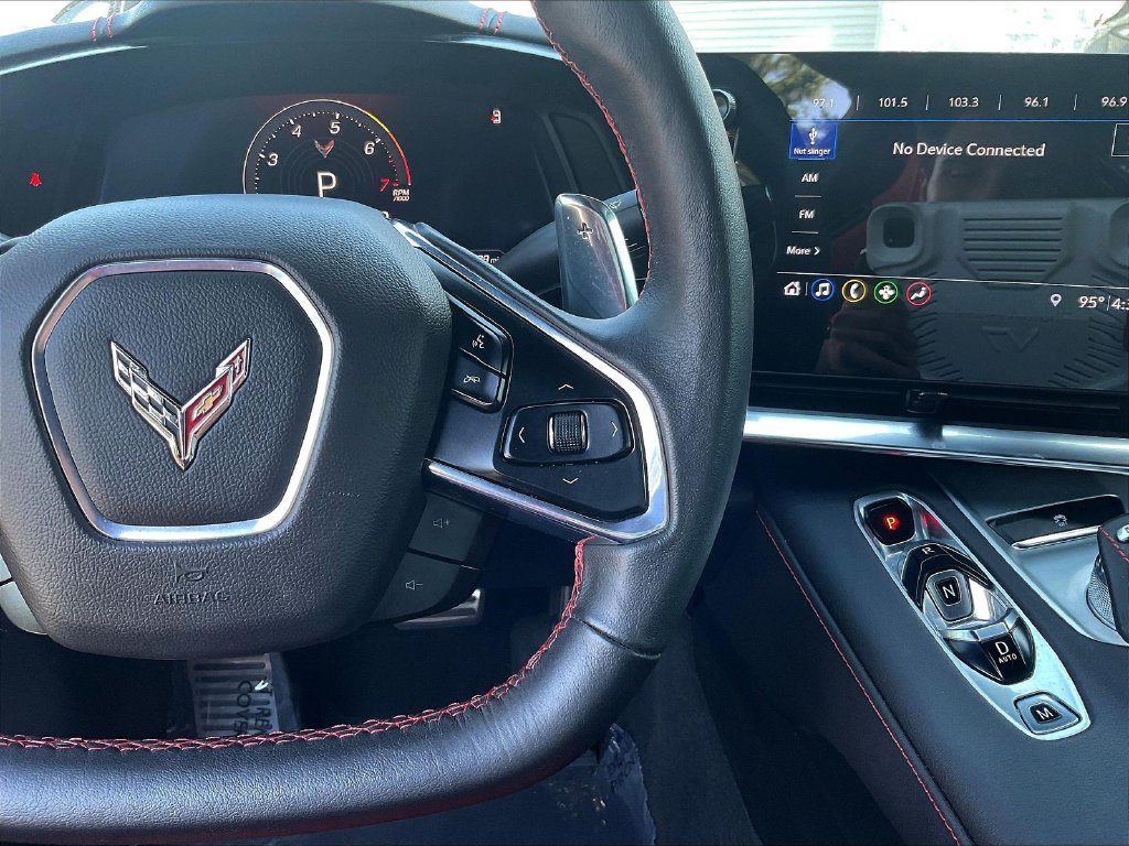 Used 2020 Chevrolet Corvette Stingray Coupe w/ Z51 Performance Package RWD image 10