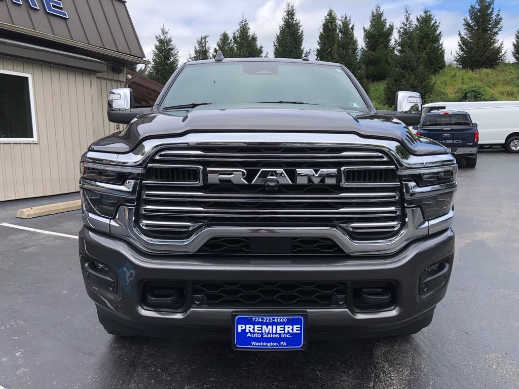 Used 2026 RAM 2500 Laramie AWD/4WD image 9