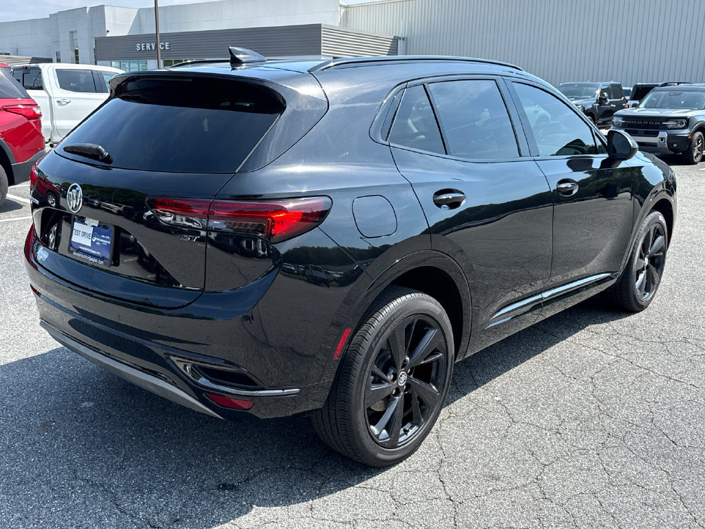 Used 2023 Buick Envision Preferred FWD image 7