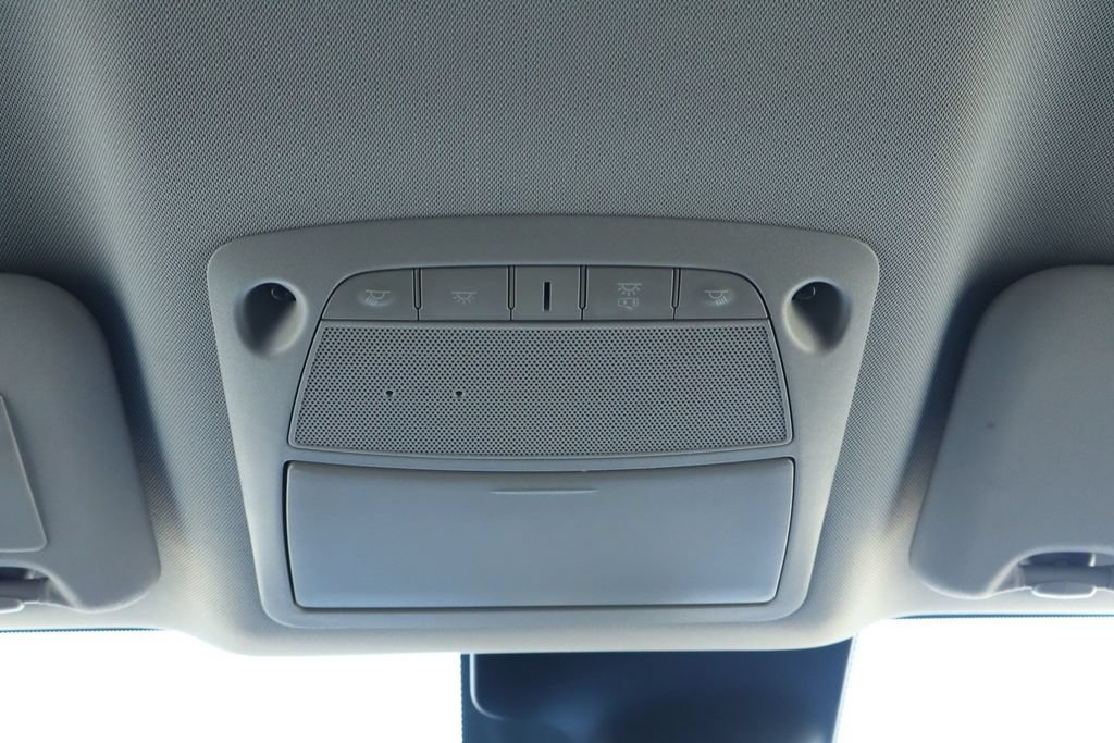 Used 2022 Nissan Rogue Sport S FWD image 33