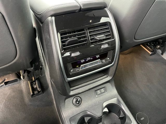 Used 2026 BMW X7 xDrive40i w/ M Sport Package AWD/4WD image 9