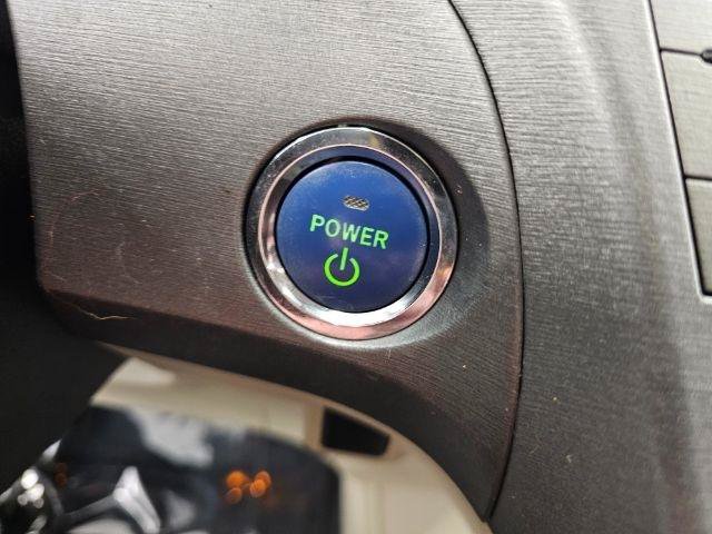 Used 2014 Toyota Prius Three FWD image 14