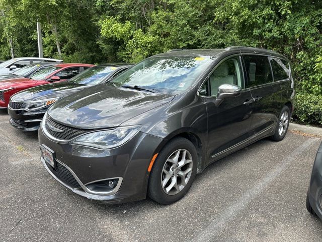 Used 2020 Chrysler Pacifica Limited FWD image 8