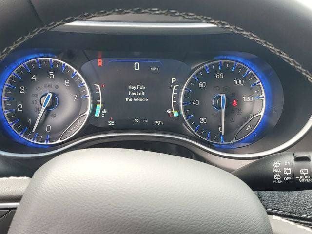 New 2027 Chrysler Pacifica Select AWD/4WD image 20